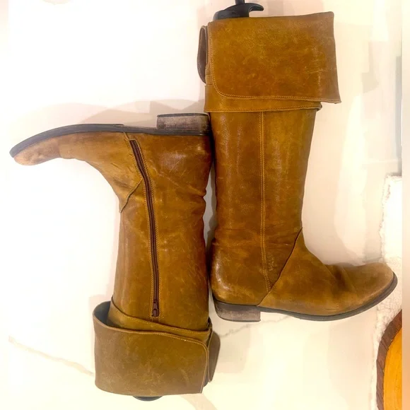 Olive Sz. 9.5 / 40 IT&EU Leather Boots - Picture 2 of 4